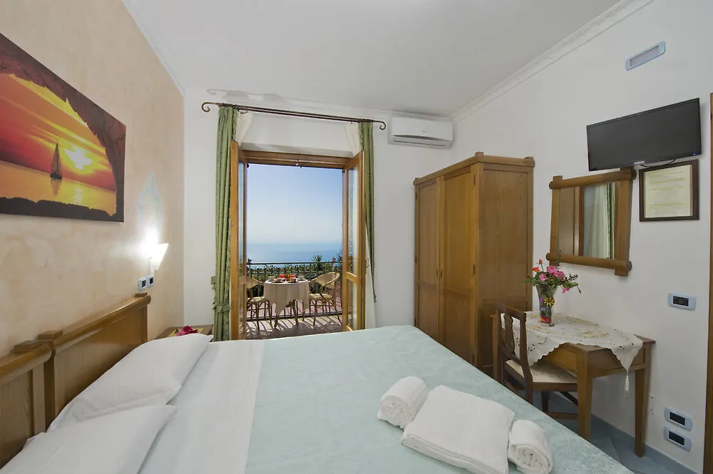 Agriturismo Mare E Monti-1