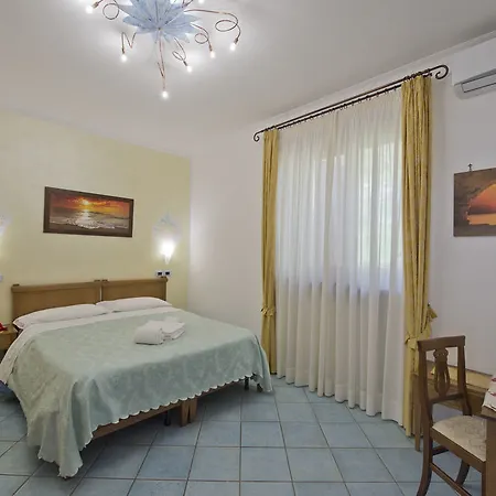 Agriturismo Mare E Monti-3